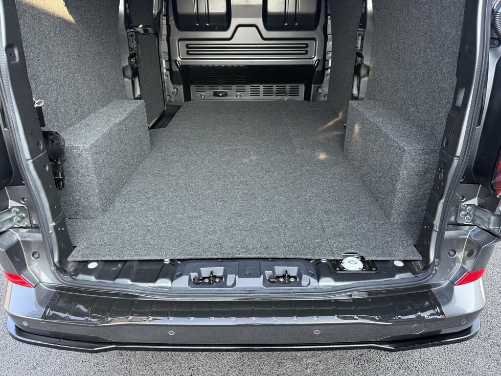 Volkswagen Transporter 2.0 Tdi 150 6 Speed Commerce Plus Panel Van Di Grey #3