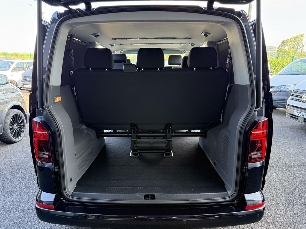 Volkswagen Transporter Shuttle 2.0 Tdi 150Ps Se Minibus Dsg  #13