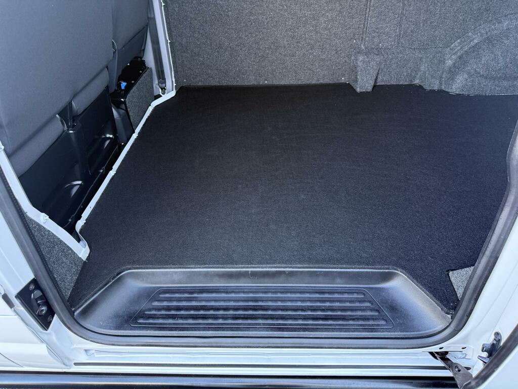 Volkswagen Transporter 2.0 Tdi Startline Panel Van Lwb White #4