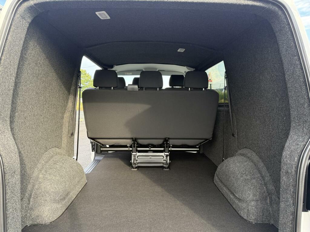 Volkswagen Transporter 2.0 Tdi 6 Seat Kombi Startline S White #4