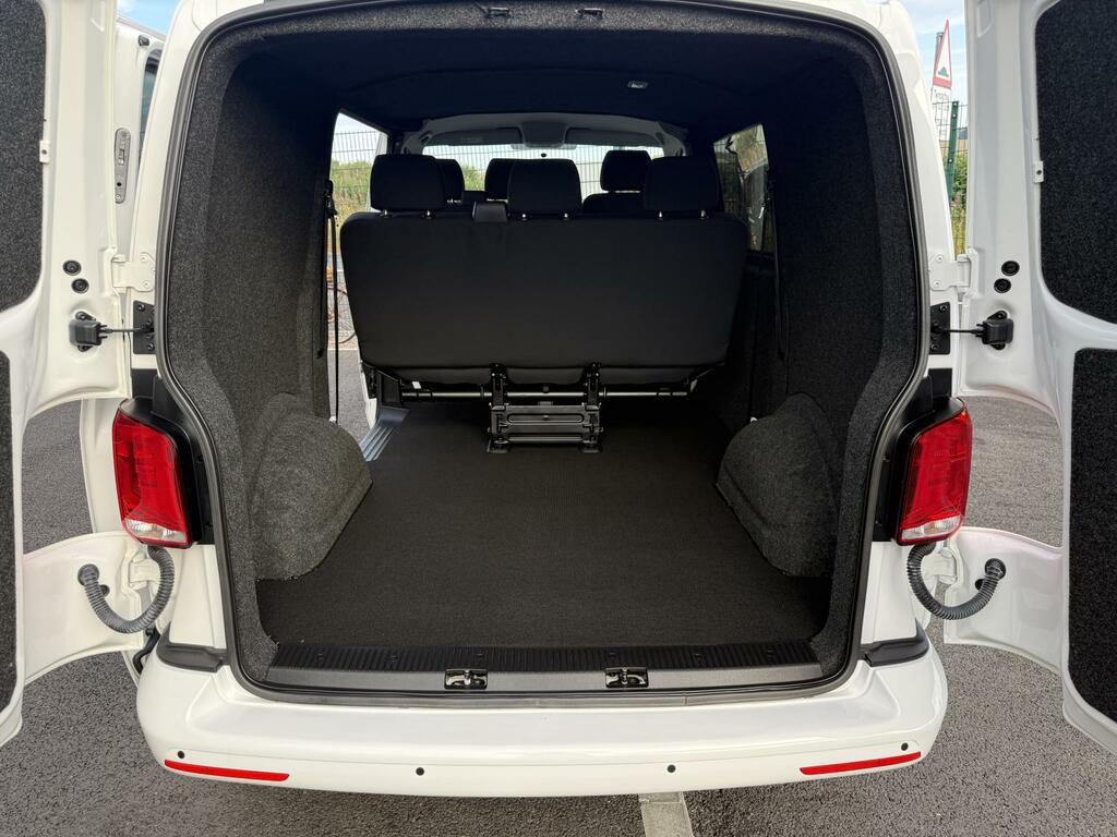 Volkswagen Transporter Highline Silver #9