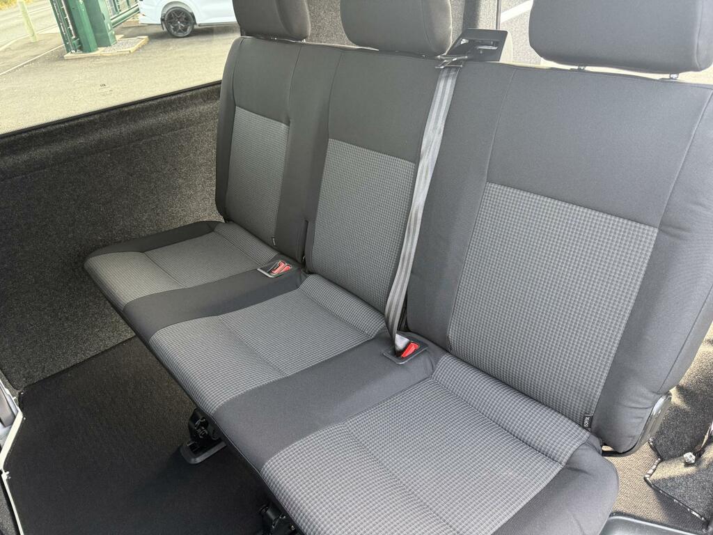 Volkswagen Transporter 2.0 Tdi 6 Seat Kombi Startline S White #4