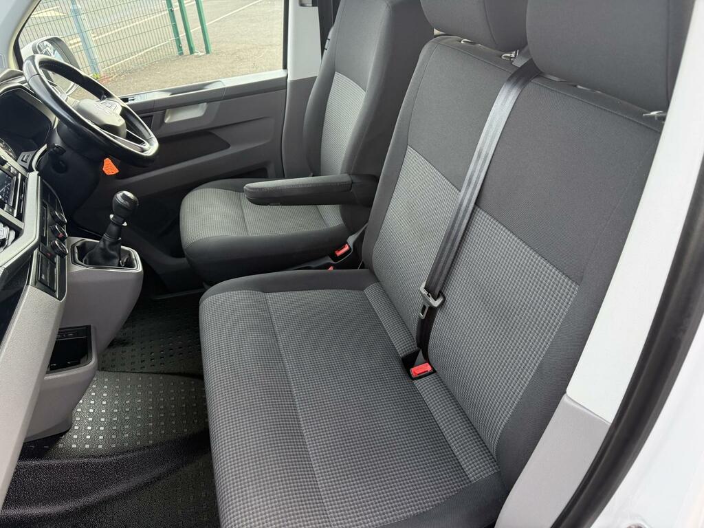 Volkswagen Transporter Highline Silver #16