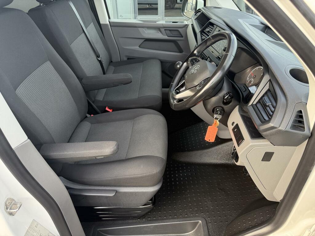Volkswagen Transporter Highline Silver #17