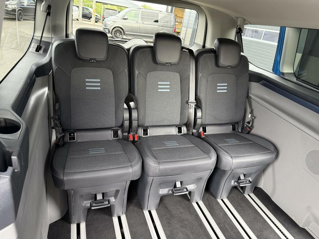 Ford Tourneo Custom 2.0 320 Ecoblue Active 170 8 Speed Minibus Double Blue #3