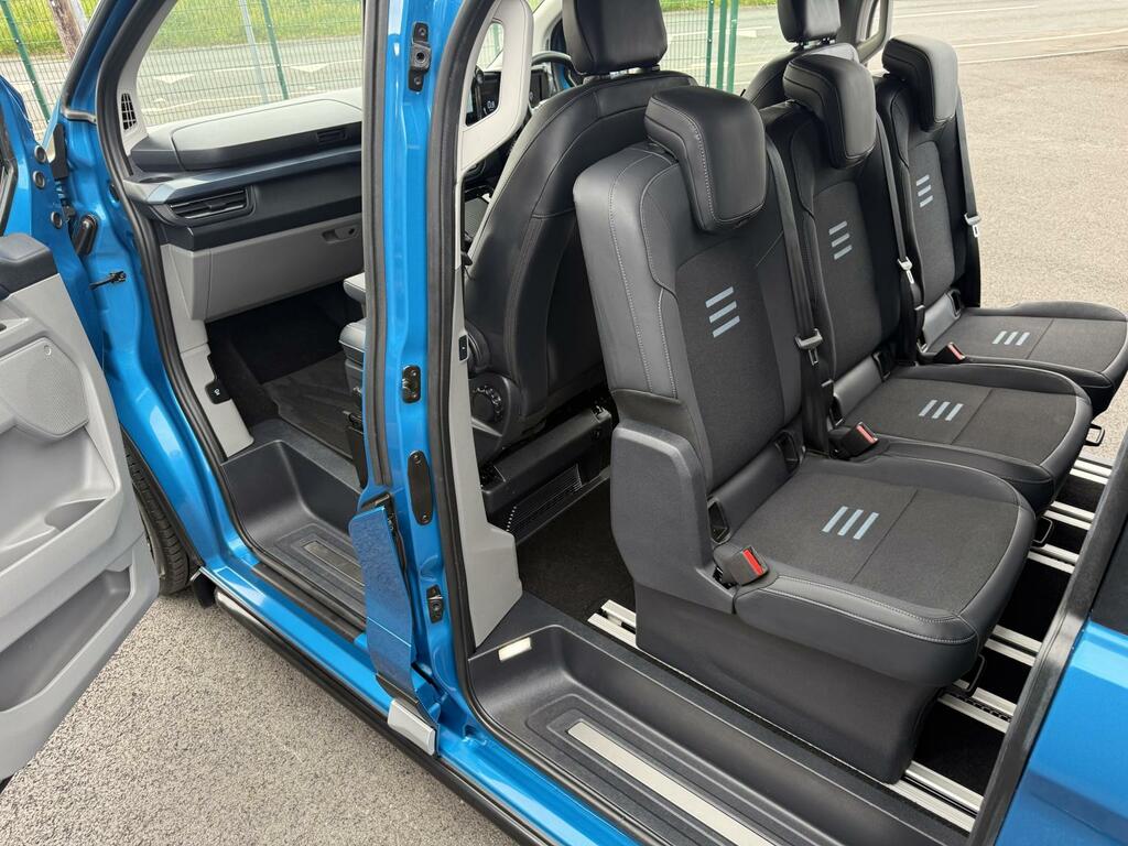 Ford Tourneo Custom 2.0 320 Ecoblue Titanium Luxe Minibus Double Cab 5 Grey #20