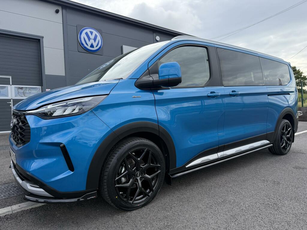 Ford Tourneo Custom 2.0 320 Ecoblue Active 170 8 Speed Minibus Double Blue