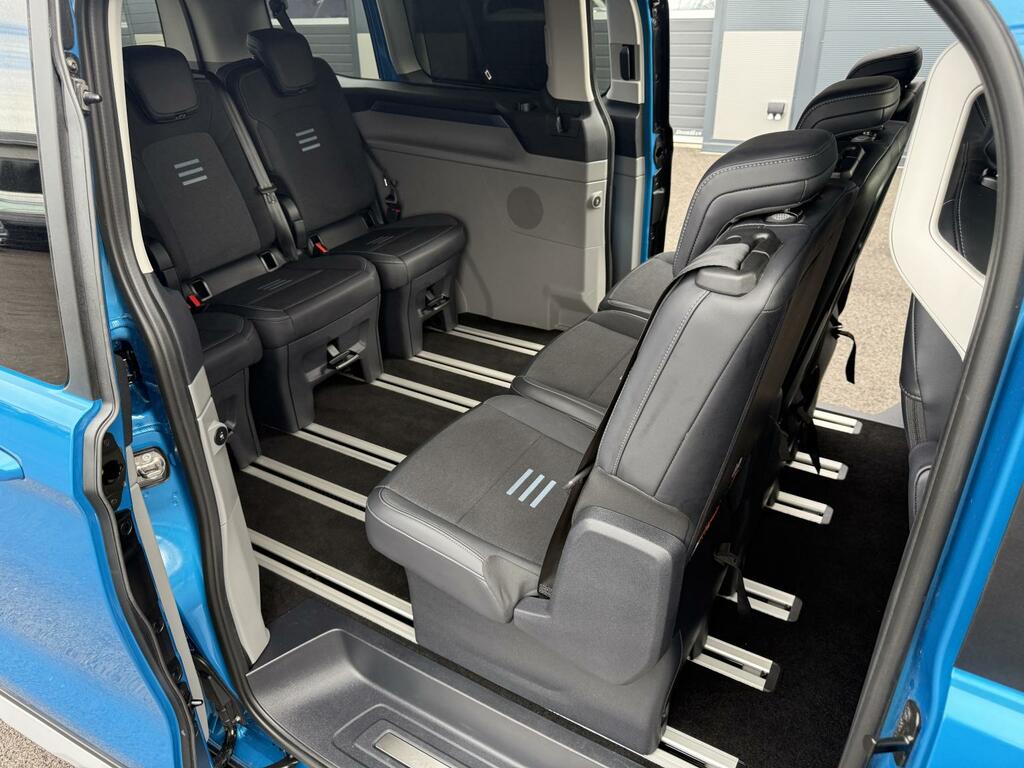 Ford Tourneo Custom 2.0 320 Ecoblue Titanium Luxe Minibus Double Cab 5 Grey #15