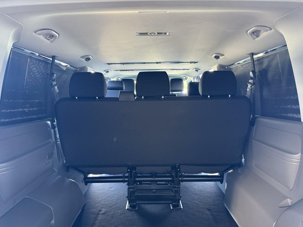 Volkswagen Transporter Shuttle 2.0 Tdi 204Ps Se Minibus Dsg Beige #16