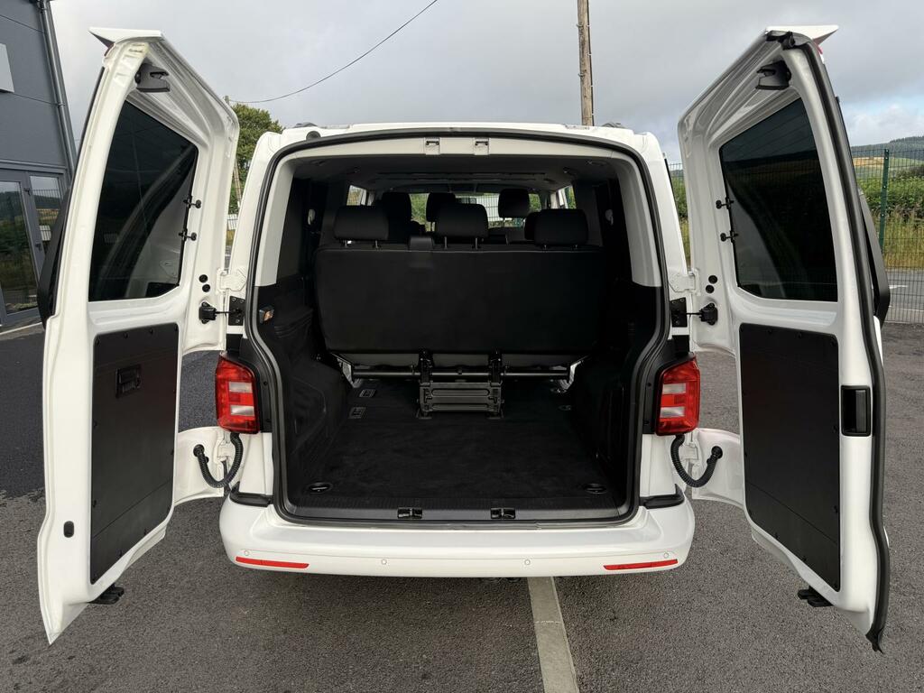 Volkswagen Transporter Shuttle 2.0 T32 Tdi Shuttle Se Bmt 101 Bhp.9 Seatslwb Black #13