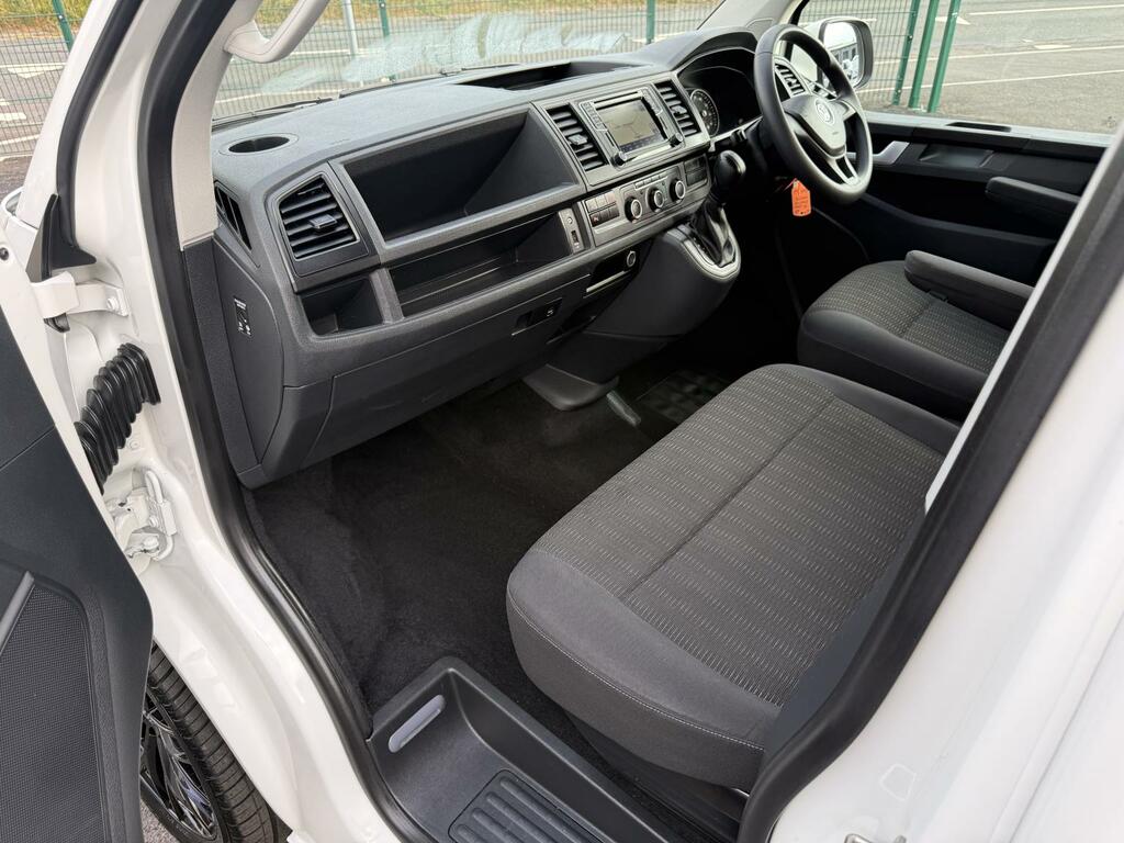 Volkswagen Transporter Shuttle 2.0 T32 Tdi Shuttle Se Bmt 101 Bhp.9 Seatslwb Black #20