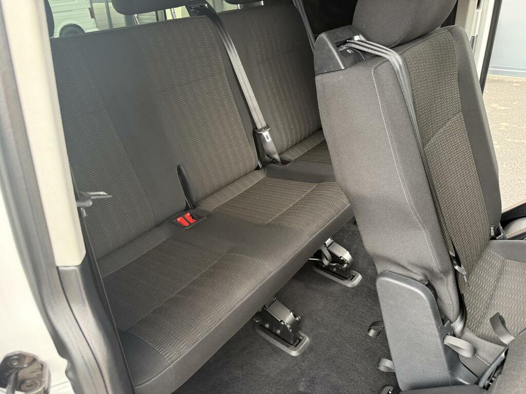 Volkswagen Transporter Shuttle 2.0 T32 Tdi Shuttle Se Bmt 101 Bhp.9 Seatslwb Black #14