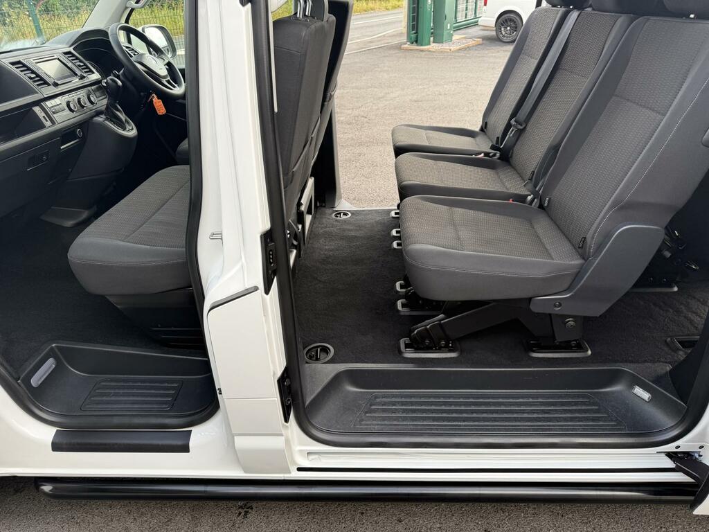 Volkswagen Transporter Shuttle 2.0 T32 Tdi Shuttle Se Bmt 101 Bhp.9 Seatslwb Black #22