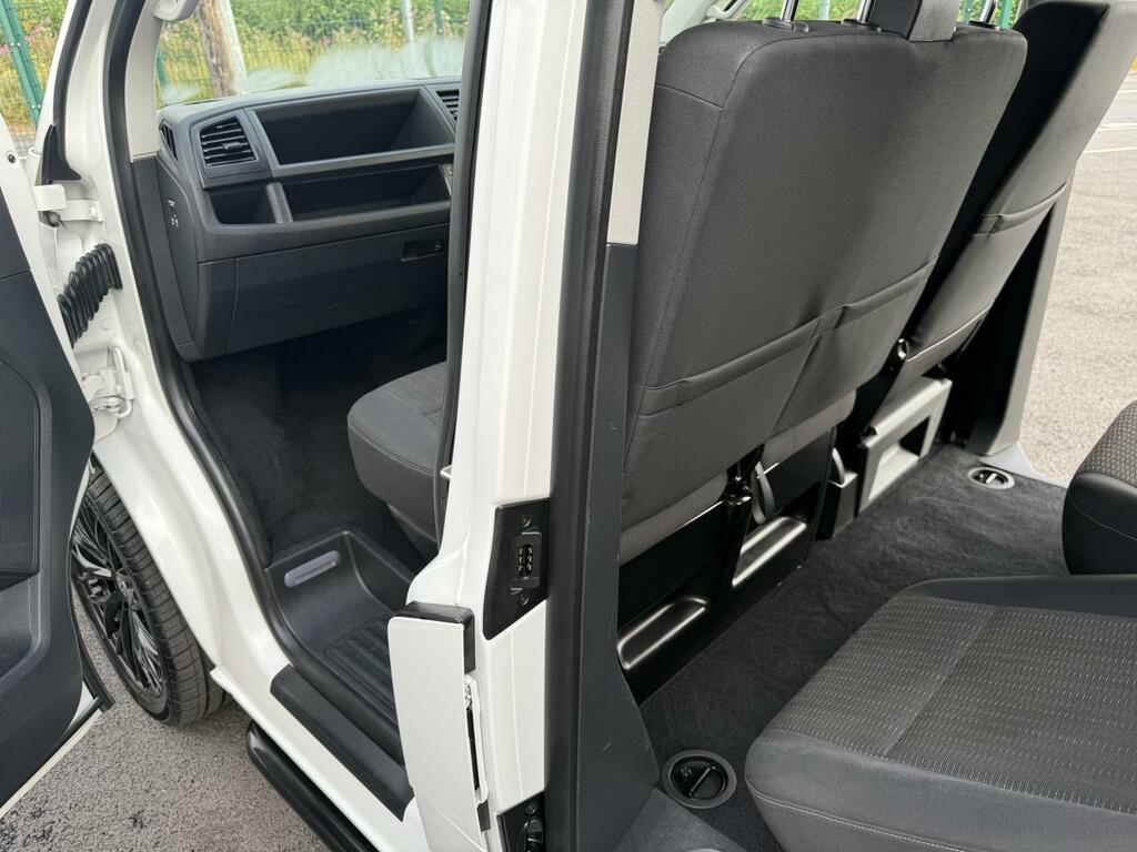 Volkswagen Transporter Shuttle 2.0 T32 Tdi Shuttle Se Bmt 101 Bhp.9 Seatslwb Black #25