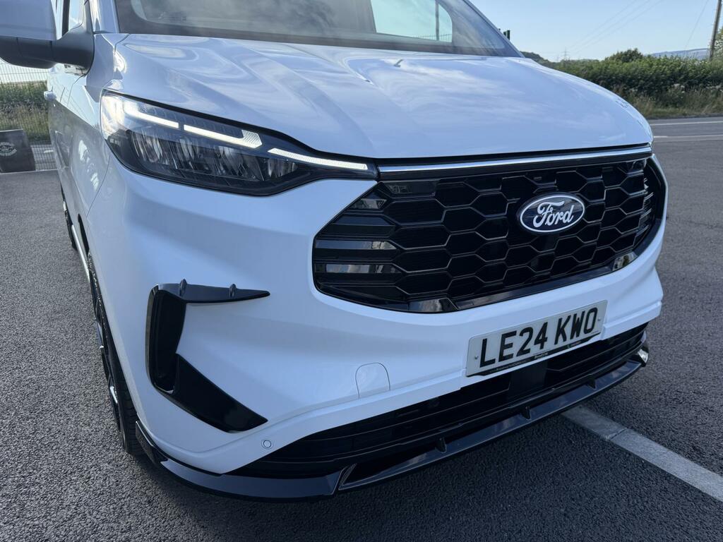 Ford Transit Custom 2.0 280 136 6 Speed Ecoblue Limited Black Edition LE24KWO White #6