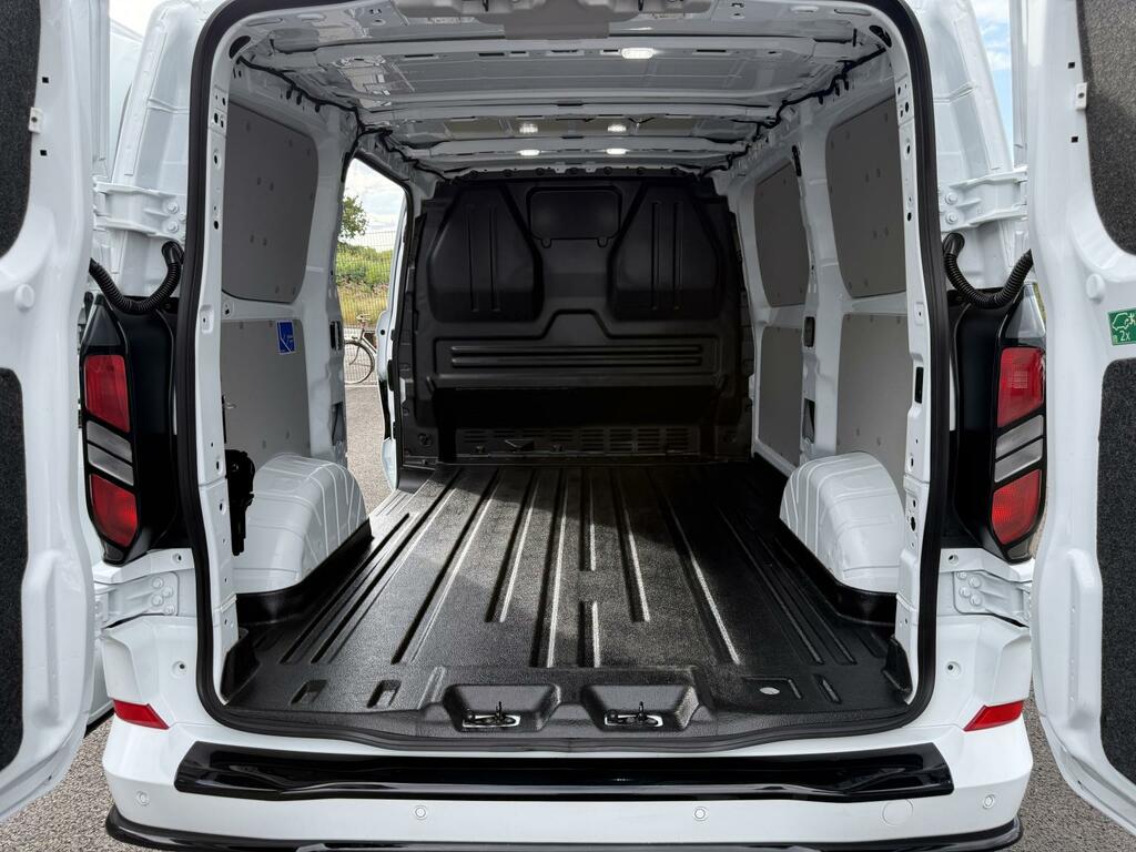 Ford Transit Custom 2.0 320 136 8 Speed Ecoblue Limited Black Edition White #4
