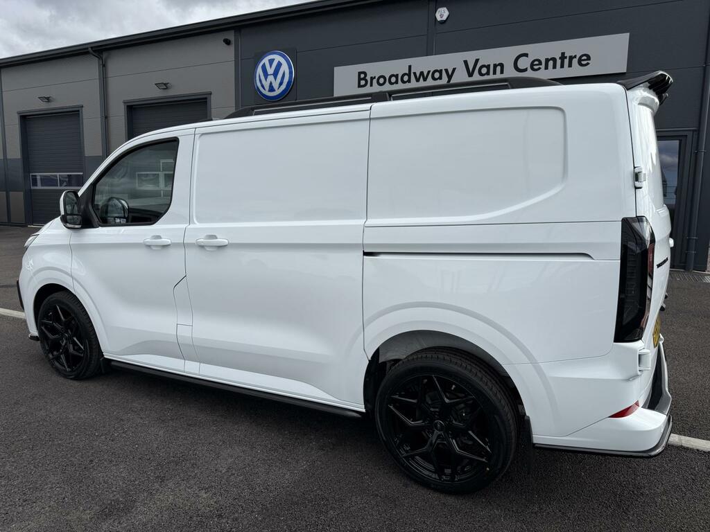 Ford Transit Custom 2.0 320 136 8 Speed Ecoblue Limited Black Edition White #5
