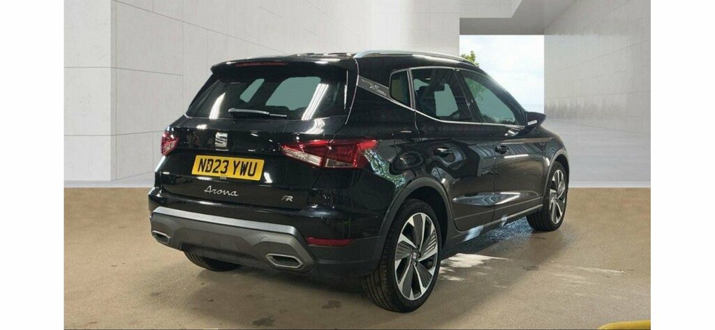 Seat Arona 1.5 Tsi Fr Sport Dsg Black #2