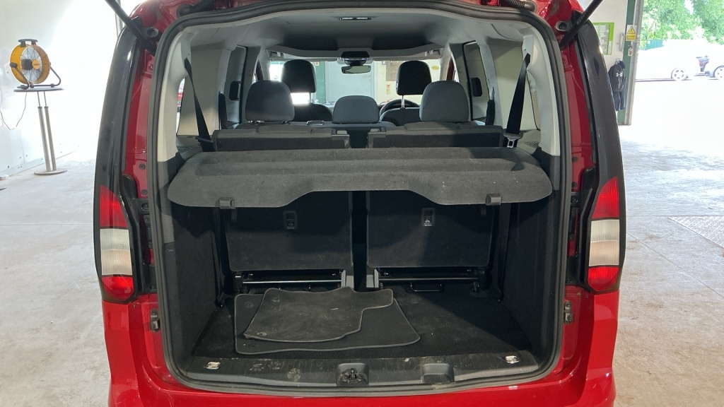 Ford Tourneo Connect 2.0 Titanium Ecoblue Red #5