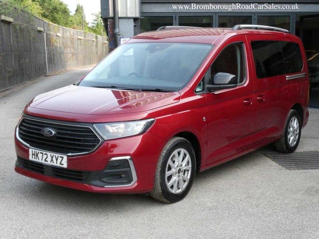 Ford Tourneo Connect 2.0 Titanium Ecoblue Red