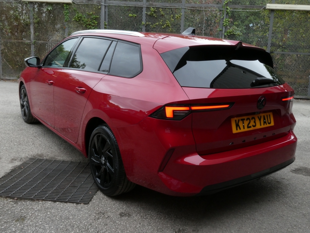 Vauxhall Astra 1.2 Gs Red #4