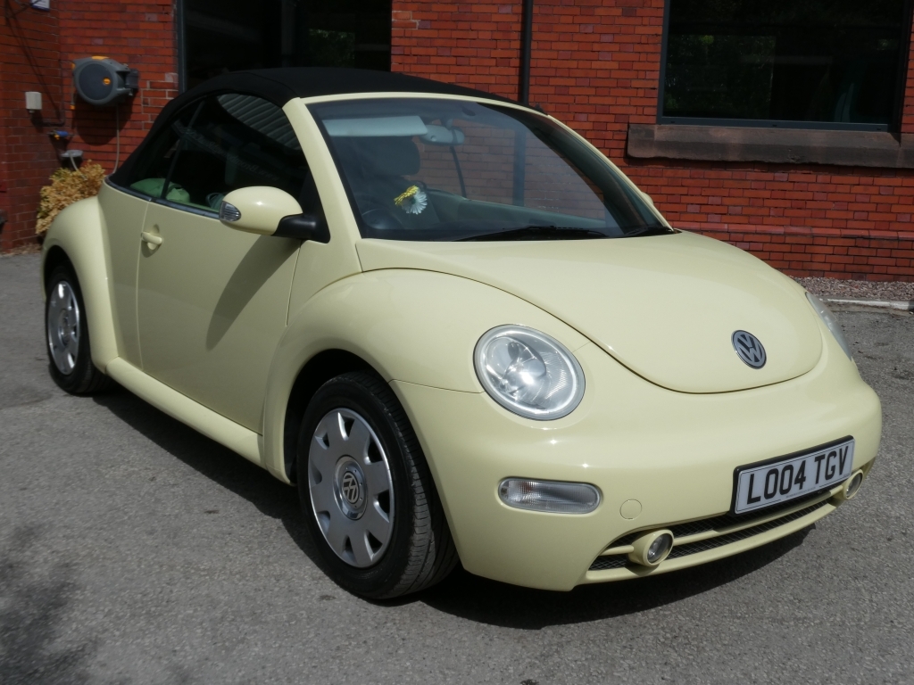 Volkswagen Beetle Cabriolet 8V 2-Door Blue #40