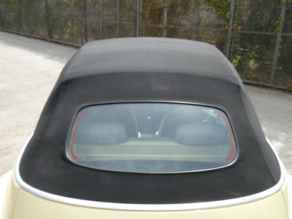 Volkswagen Beetle Cabriolet 8V 2-Door Blue #43