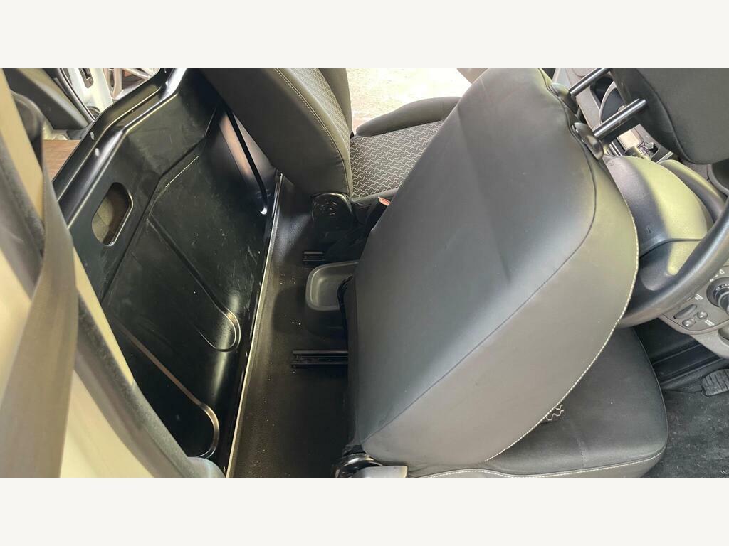 Renault Kangoo  White #42