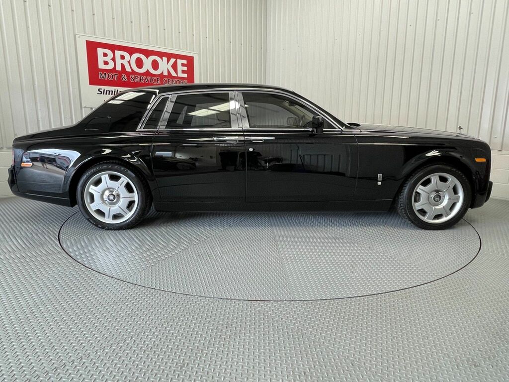 Rolls-Royce Phantom 6.7 4dr Black #4