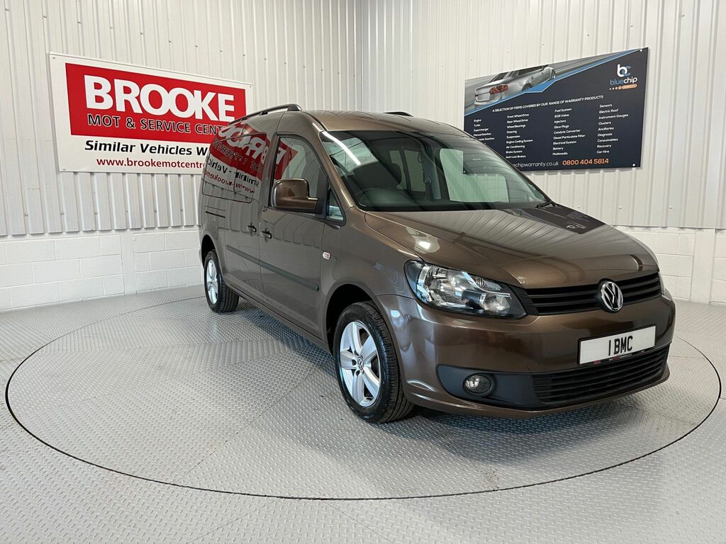 Volkswagen Caddy Maxi Life Wheelchair Access Brown