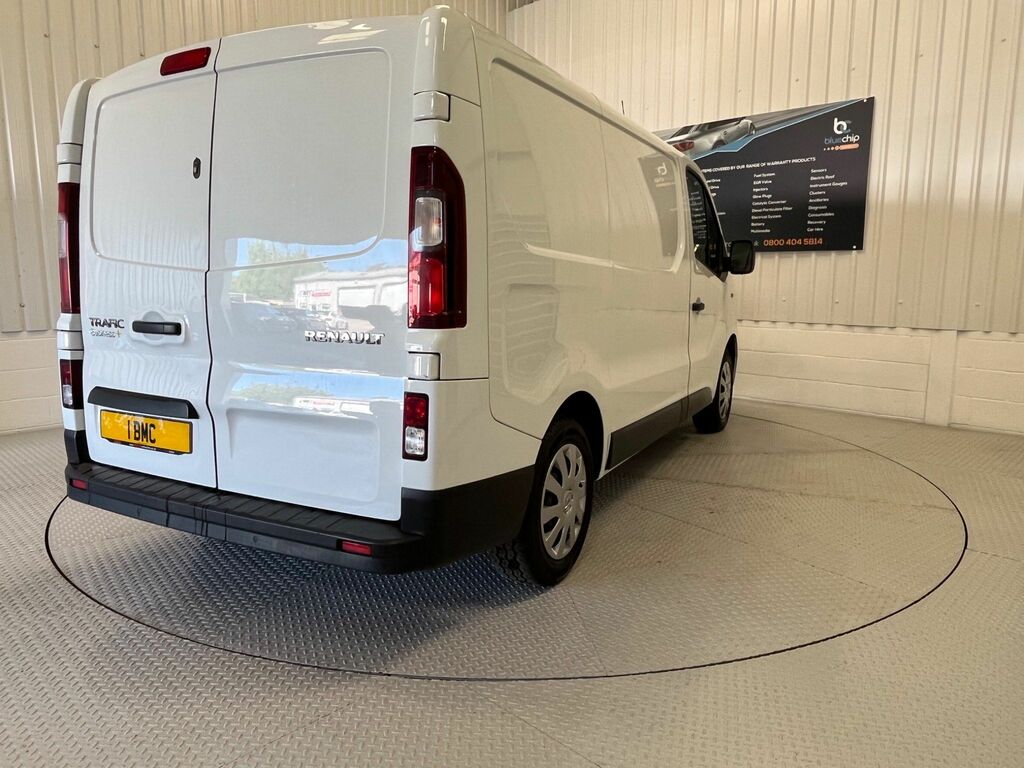 Renault Trafic 1.6 Dci 27 Business Swb Standard Roof Euro 6 SJ19UAU White #3