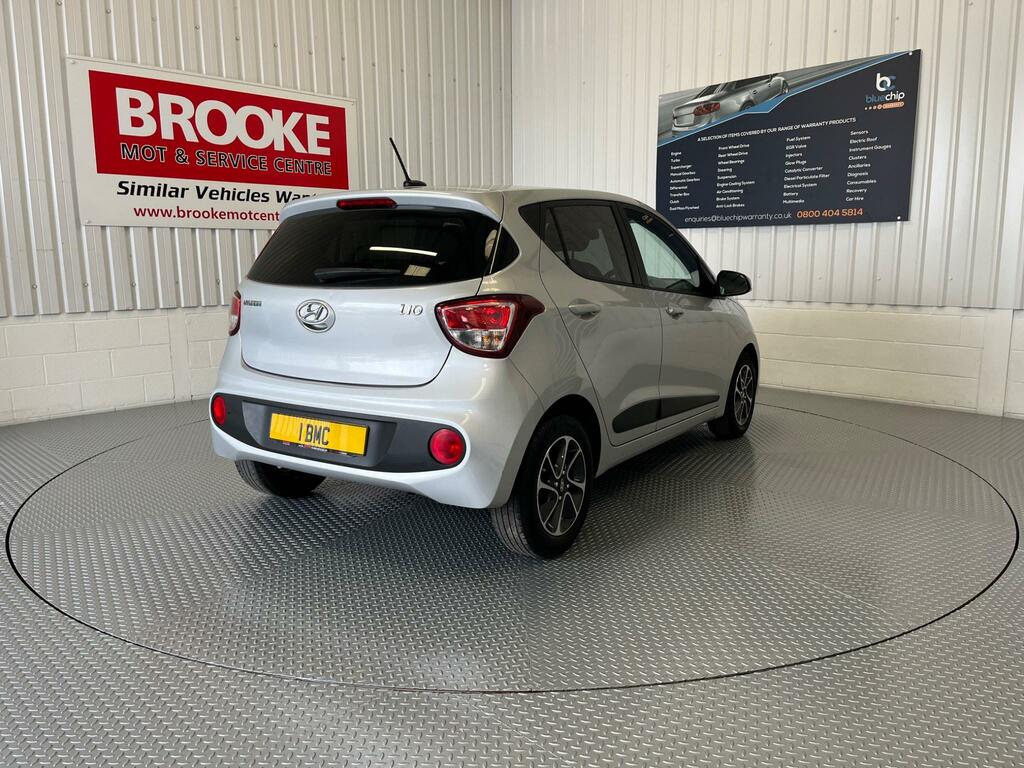 Hyundai I10 1.2 Premium Euro 6 EX67UPR Silver #3