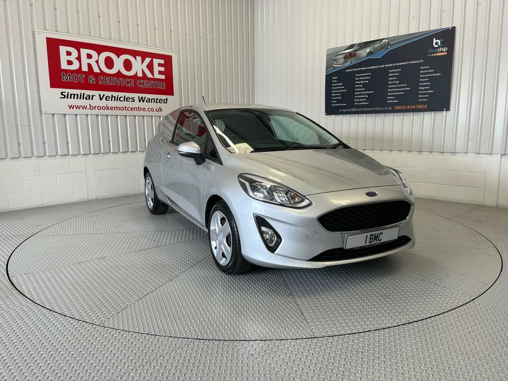 Ford Fiesta 1.0 Ecoboost Euro 6 Ss EU70KHA Silver