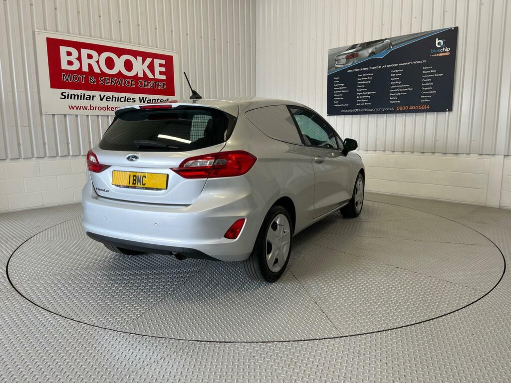 Ford Fiesta 1.0 Ecoboost Euro 6 Ss EU70KHA Silver #3