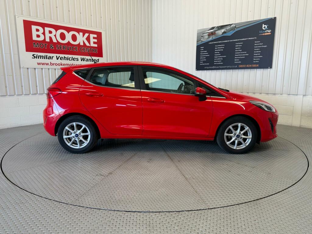 Ford Fiesta 1.1 Ti-vct Zetec Euro 6 Ss ET67HVX Red #3