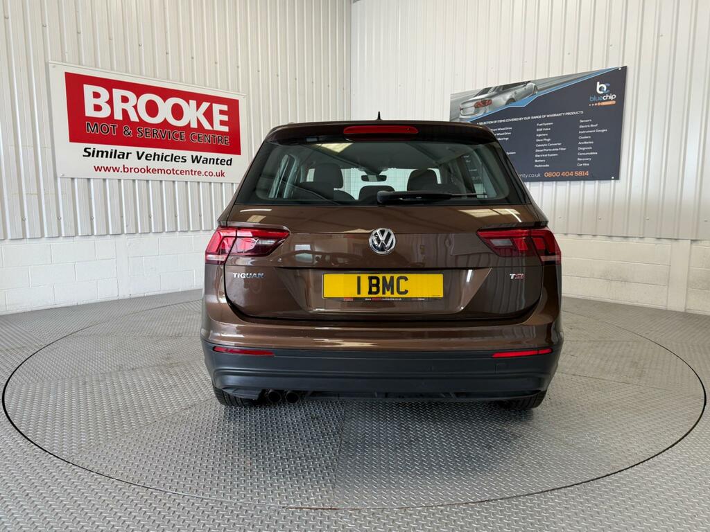 Volkswagen Tiguan 1.5 Tsi Evo S Suv Euro 6 Ss ND17REU Brown #6