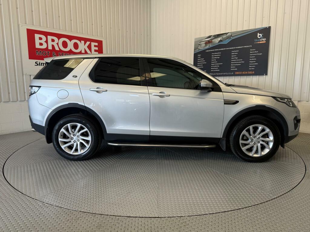 Land Rover Discovery Sport 2.0 Td4 Se Tech 4Wd Euro 6 Ss DP66XGK Silver #4