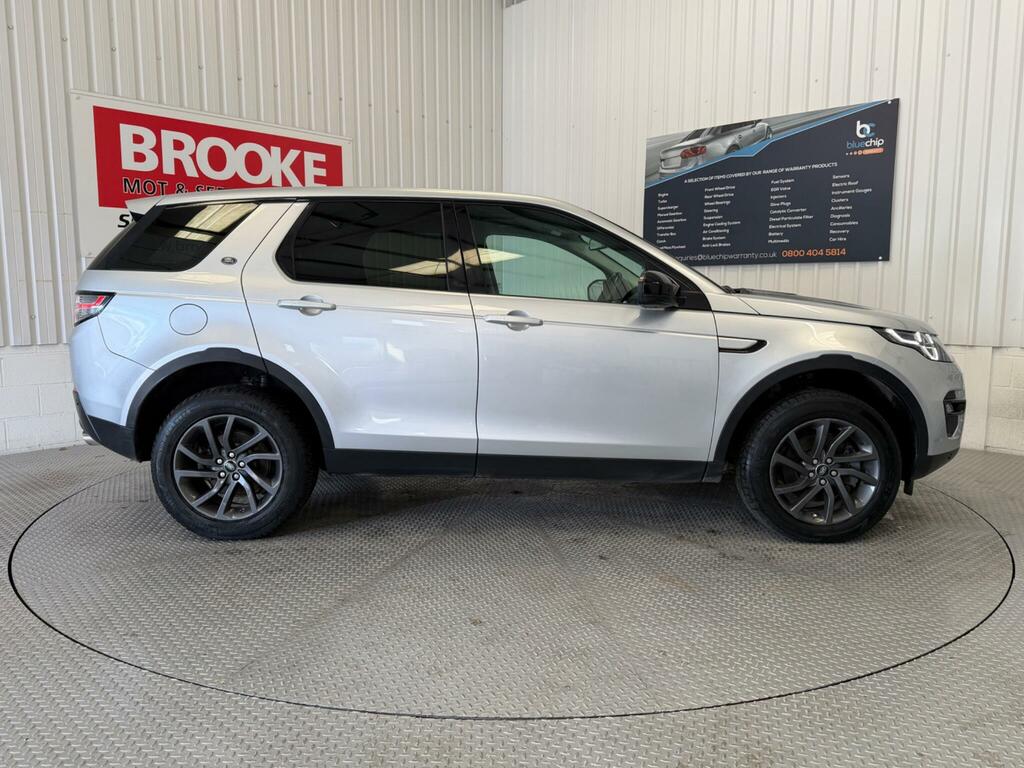 Land Rover Discovery Sport 2.0 Td4 Hse 4Wd Euro 6 Ss LD68VPN Silver #2