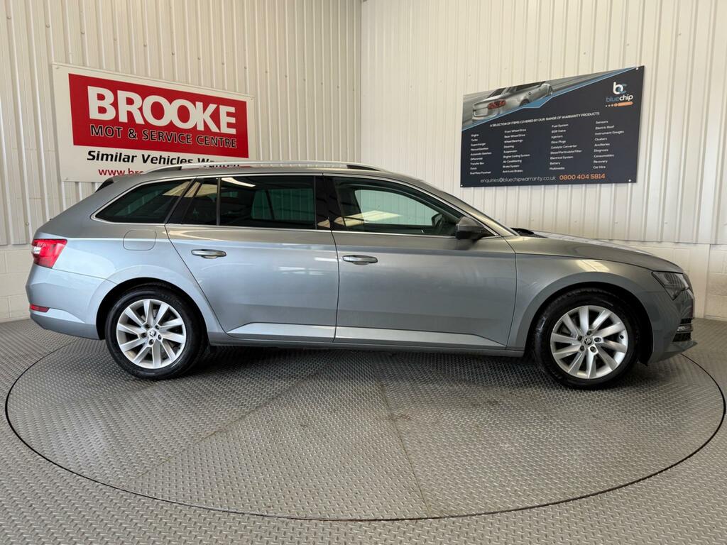 Skoda Superb 1.4 Tsi Iv 13Kwh Se Technology Dsg Euro 6 Ss BJ70LSL Grey #4