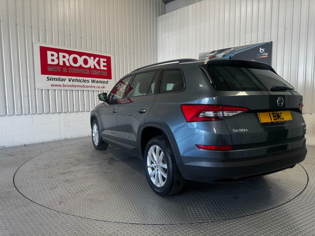 Skoda Kodiaq 2.0 Tdi Se 4Wd Euro 6 Ss 5 Seat NU68AVX Grey #5