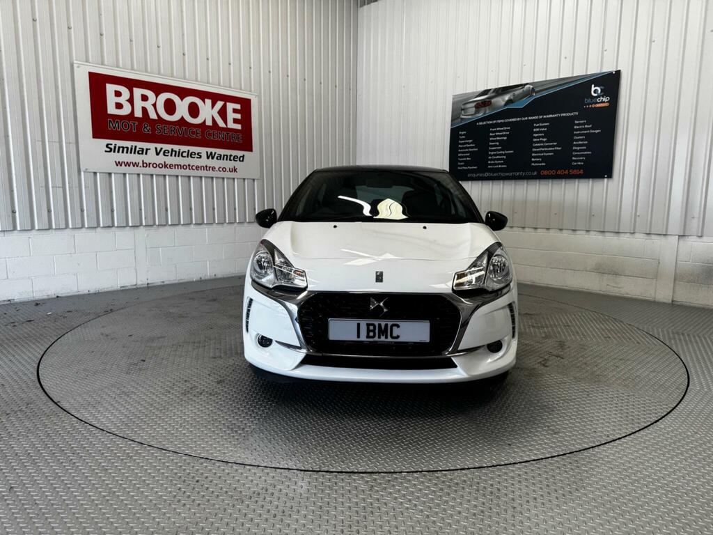 DS DS 3 1.2 Puretech Connected Chic Euro 6 Ss CP18JZD White #2