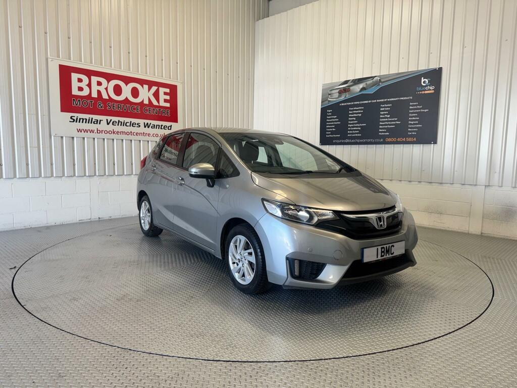 Honda Jazz 1.3 I-vtec Se Euro 6 Ss Silver