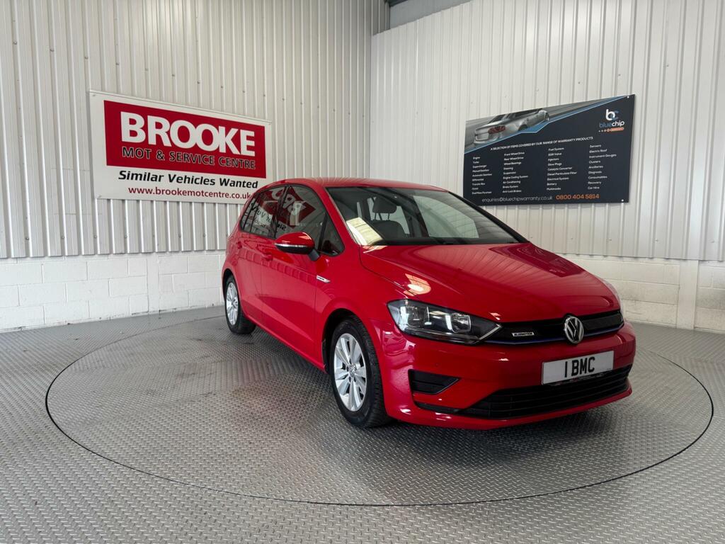 Volkswagen Golf SV 1.0 Tsi Se Bluemotion Euro 6 Ss Red