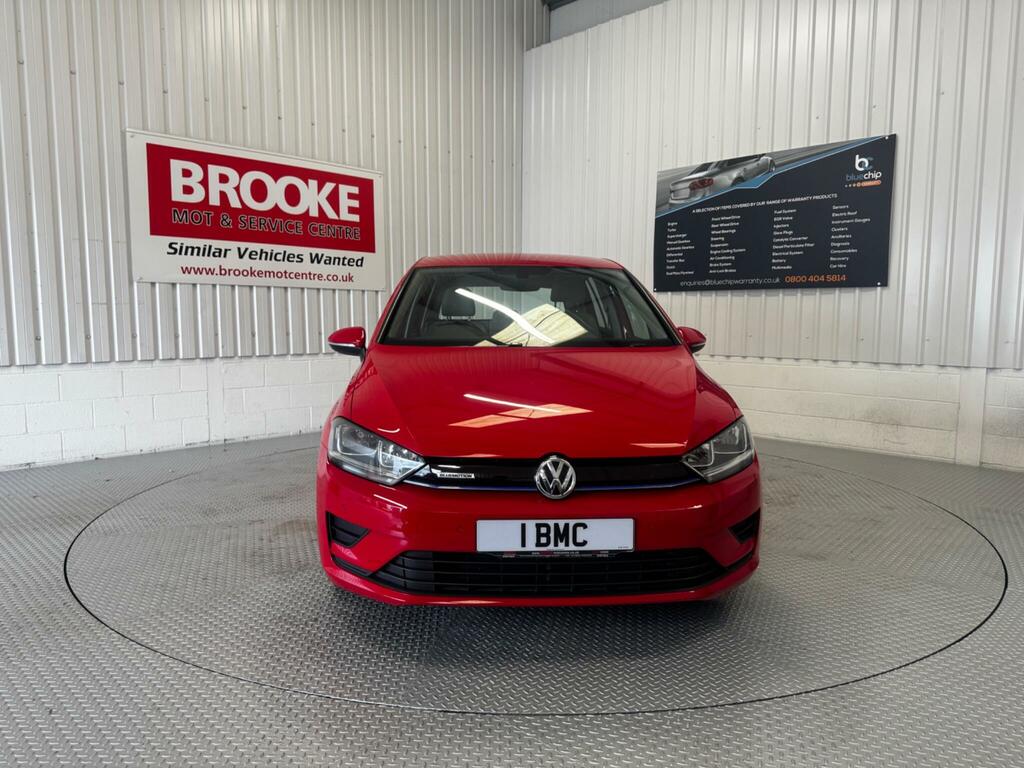 Volkswagen Golf SV 1.0 Tsi Se Bluemotion Euro 6 Ss Red #2