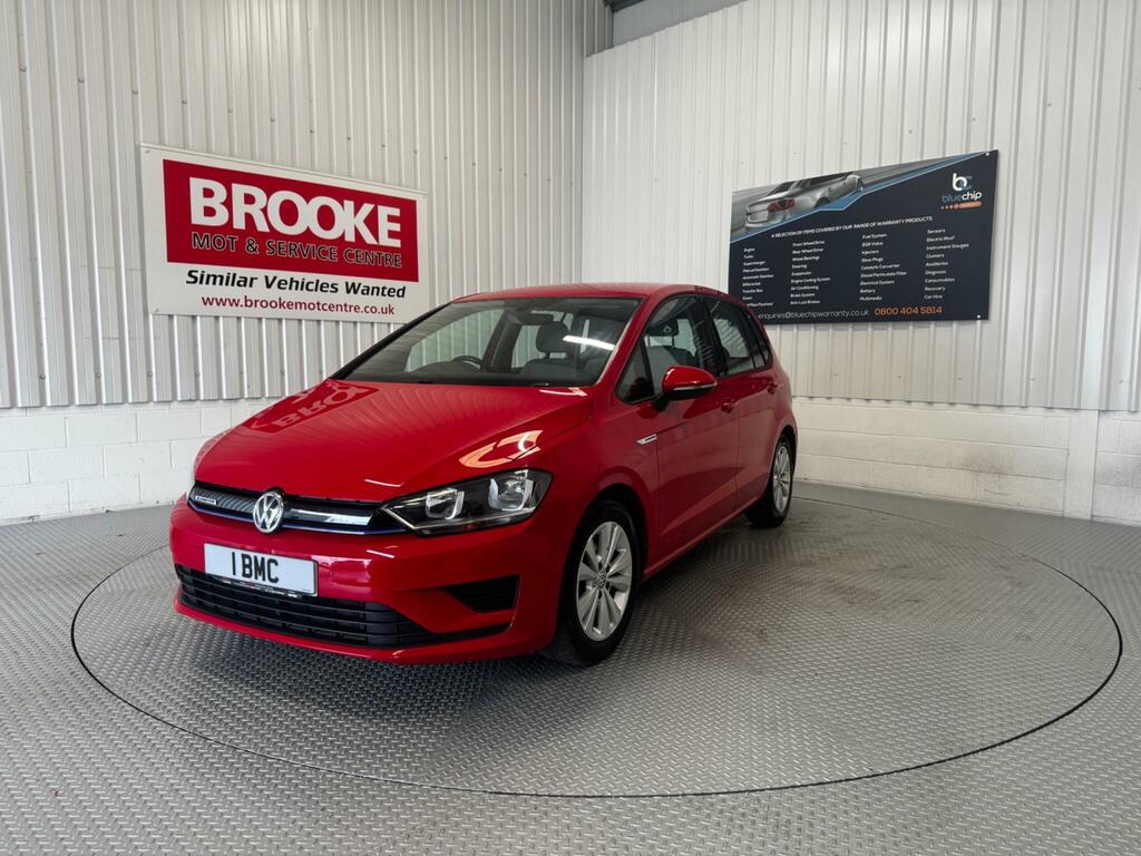 Volkswagen Golf SV 1.0 Tsi Se Bluemotion Euro 6 Ss Red #3