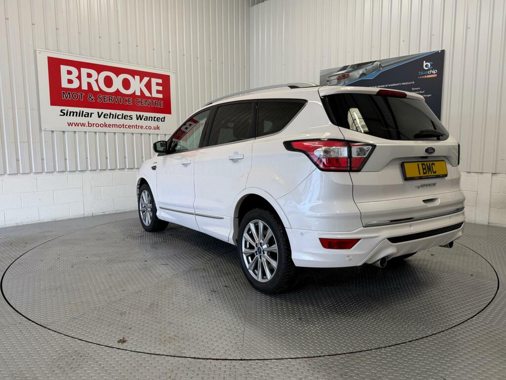 Ford Kuga 2.0 Tdci Vignale Powershift Awd Euro 6 Ss RJ69TVT White #4