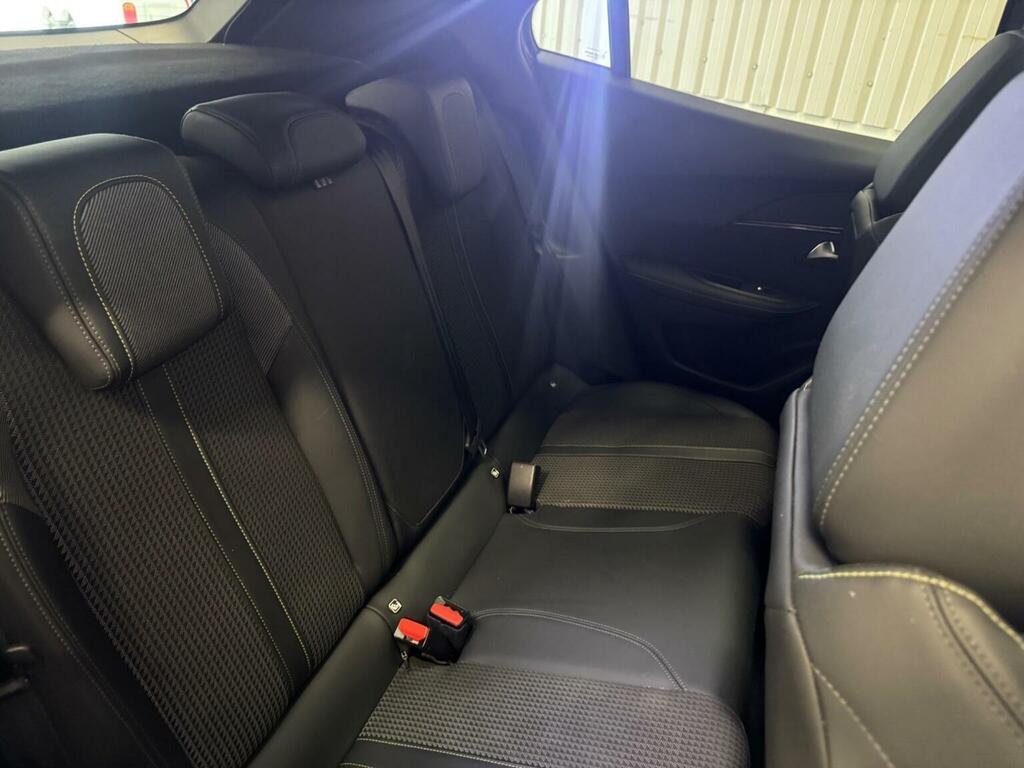 Peugeot 2008 1.2 Puretech Allure Premium Suv #12