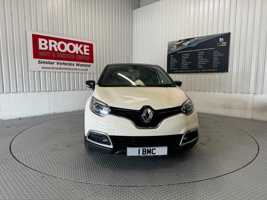 Renault Captur 1.5L Dynamique Medianav Beige #2
