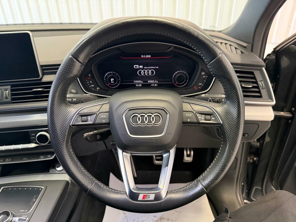 Audi Q5 Suv 2.0 Tdi 40 S Line 2018 Black #17