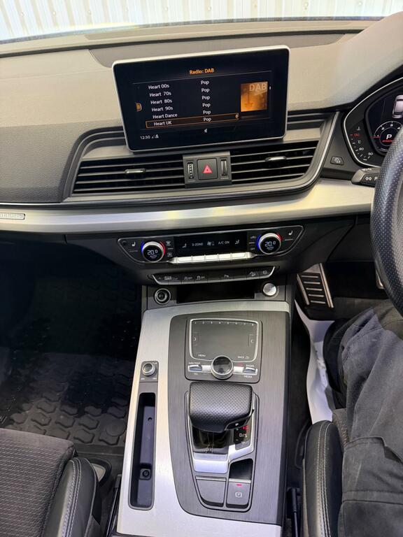 Audi Q5 Suv 2.0 Tdi 40 S Line 2018 Black #22